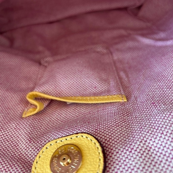 Dooney & Bourke NWT Medium East/West Pale Yellow Pebble Leather Tote - Picture 7 of 9